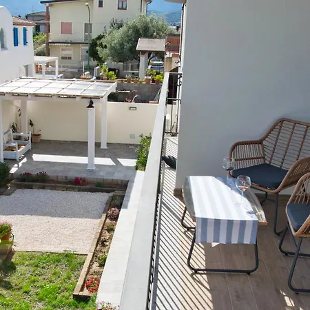 Πανσιόν Dommu Livia Lotzorai