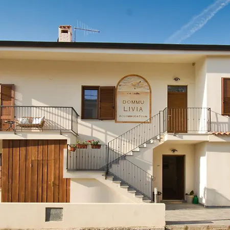 Dommu Livia 3* Lotzorai