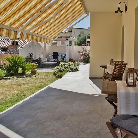 Dommu Livia 3* Lotzorai