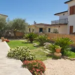 Pensión Dommu Livia 3*