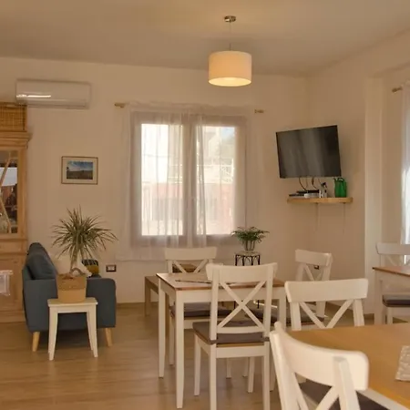 Guest house Dommu Livia Lotzorai