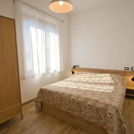Dommu Livia 3*