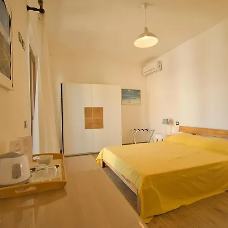 Dommu Livia Guest house Lotzorai