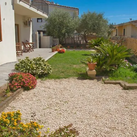 Dommu Livia Casa de hóspedes 3*